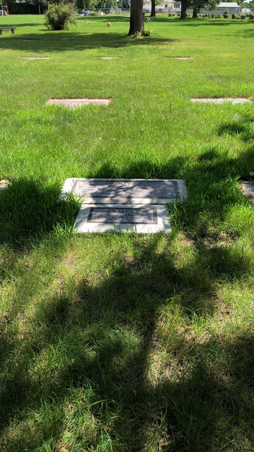 William Abbott Temple's grave. Photo 3