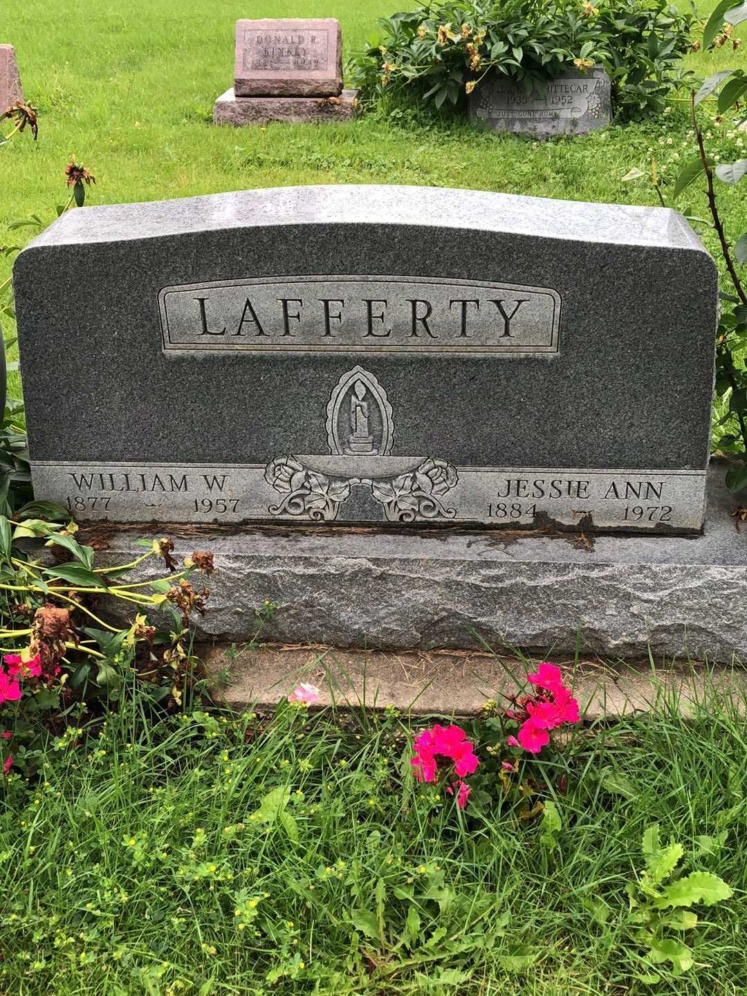 Jessie Ann Lafferty's grave. Photo 2