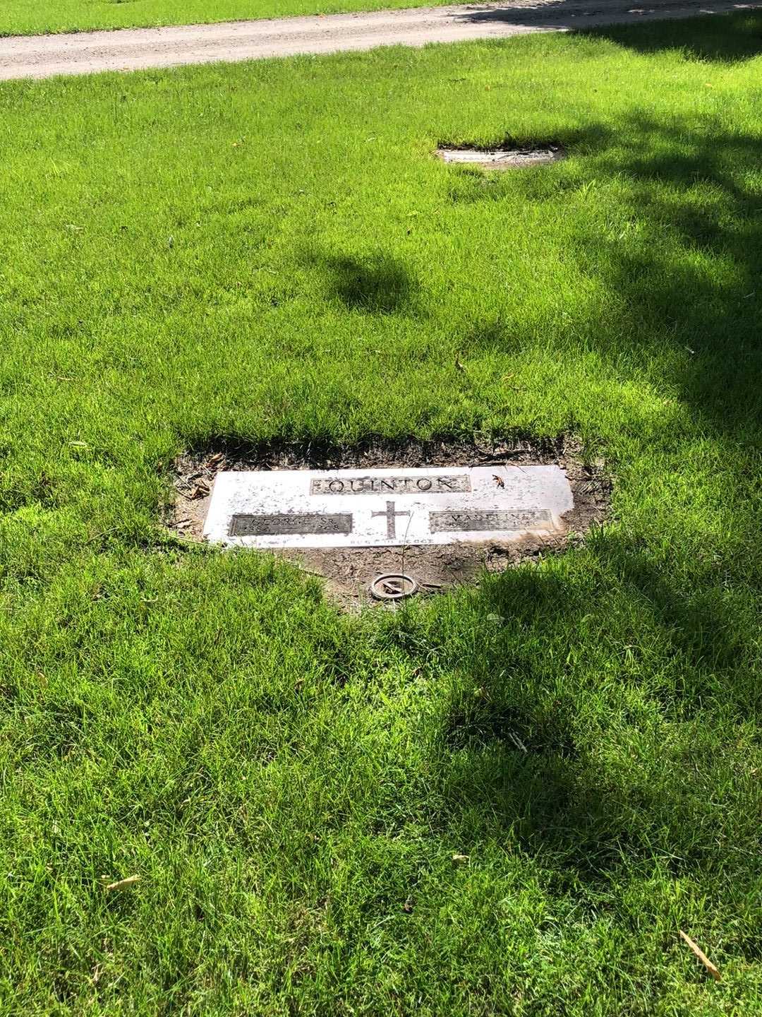 Magdalene Quinton's grave. Photo 2