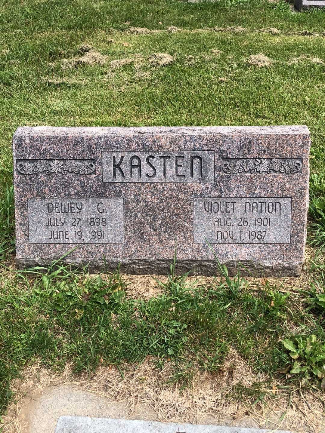 Violet Nation Kasten's grave. Photo 7