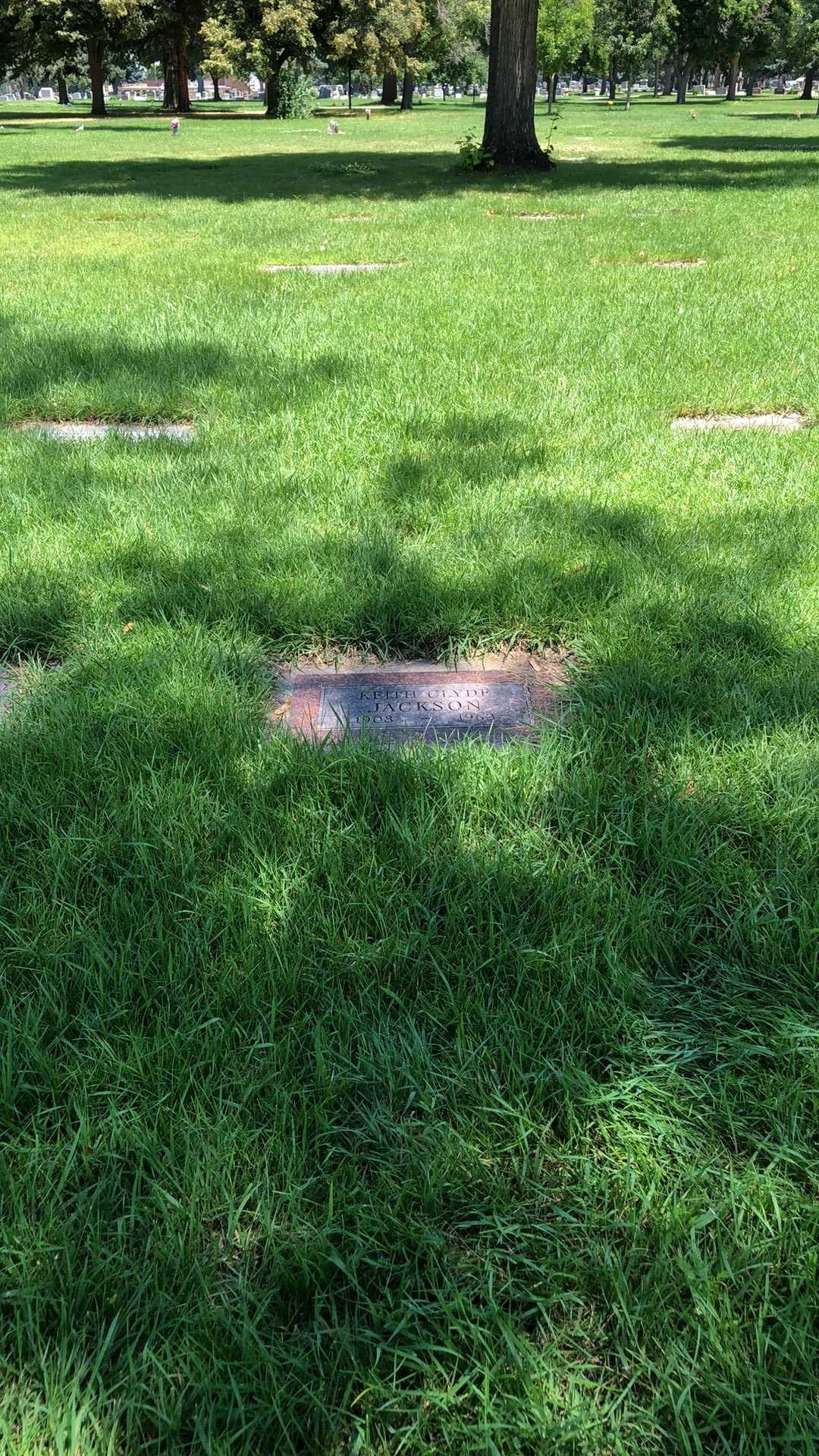 Keith Clyde Jackson's grave. Photo 2
