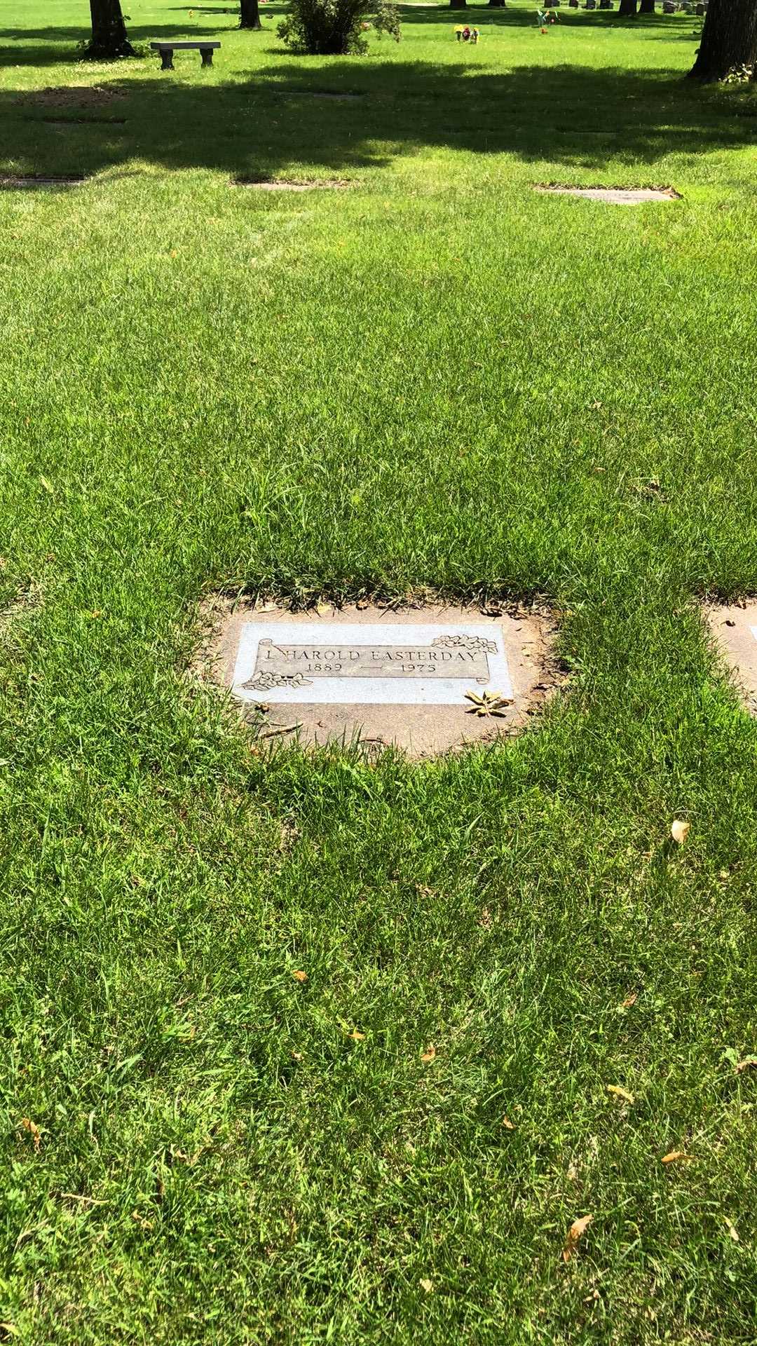 L. Harold Easterday's grave. Photo 2