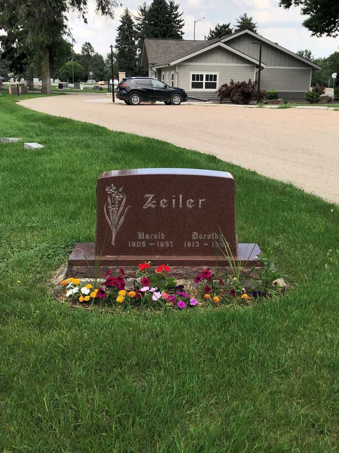 Dorothy Louise Zeiler's grave. Photo 2