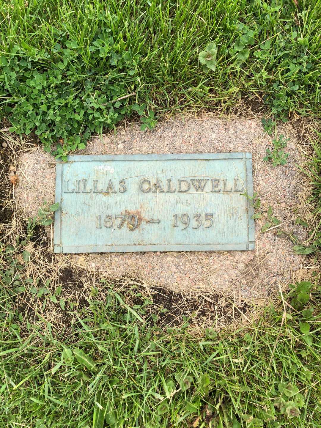Lillas Caldwell's grave. Photo 1